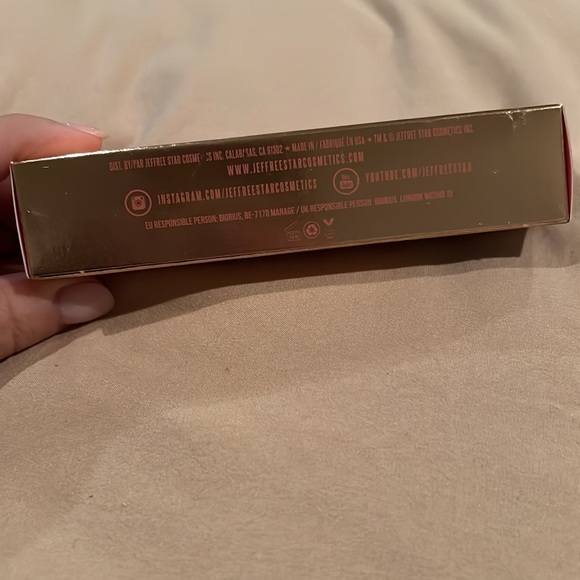 Jeffree Star The Gloss Silk Rope Lip Gloss - Picture 6 of 10